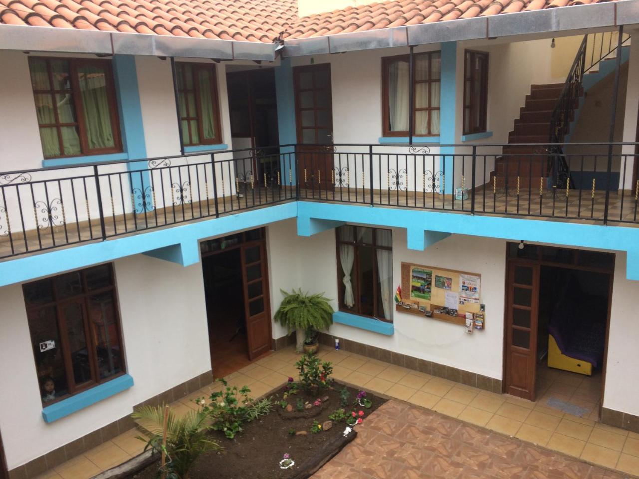 The Celtic Cross Hotel Sucre Luaran gambar
