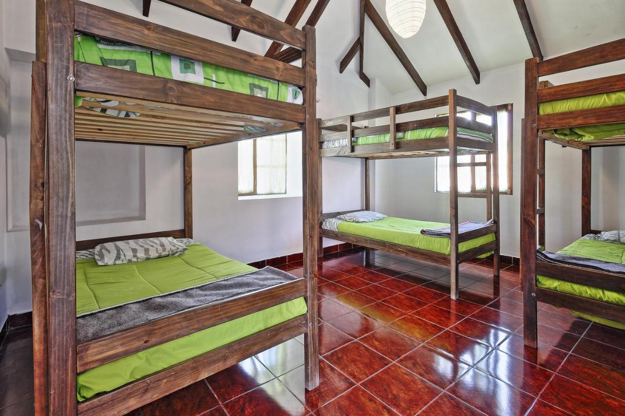 The Celtic Cross Hotel Sucre Luaran gambar