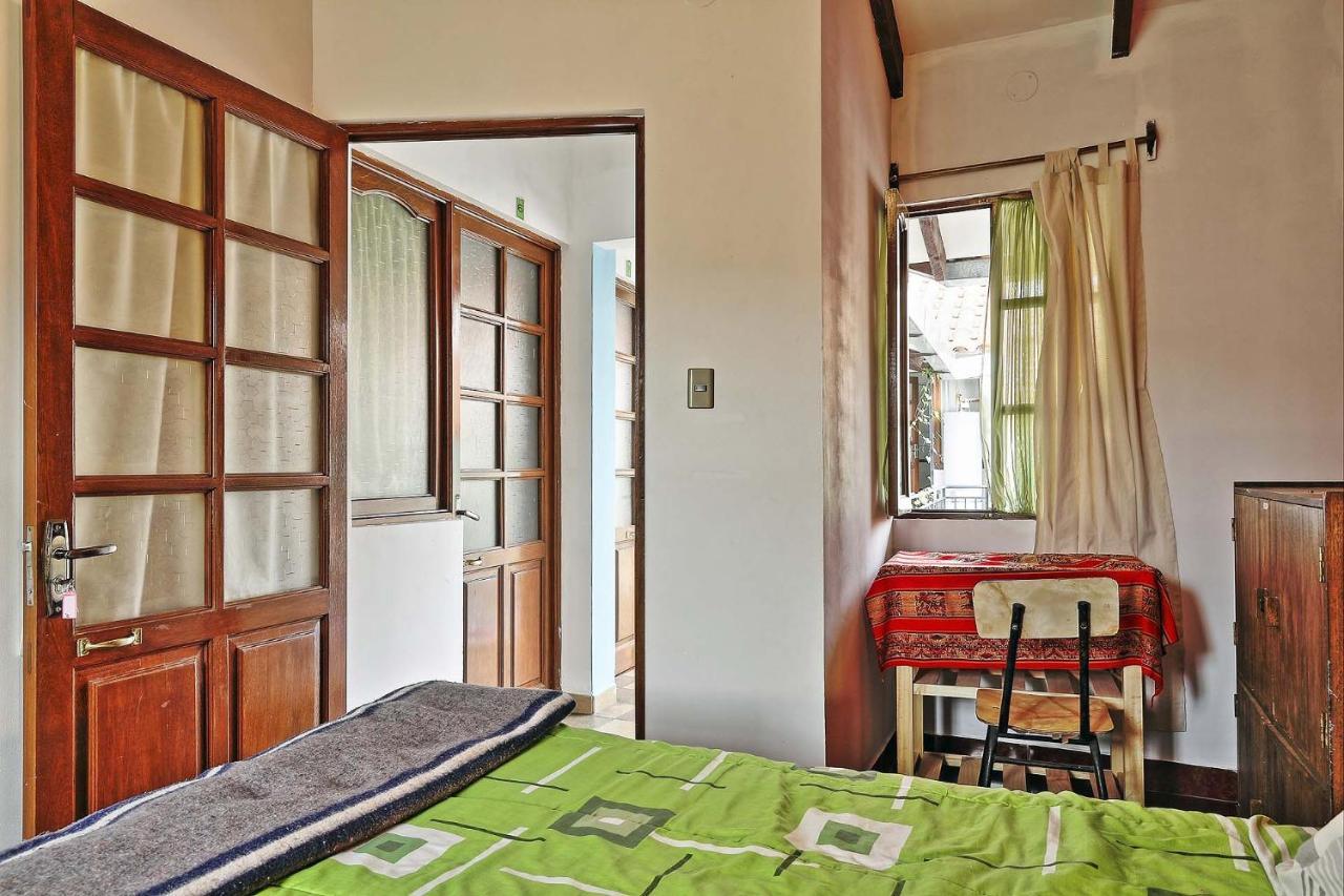 The Celtic Cross Hotel Sucre Luaran gambar