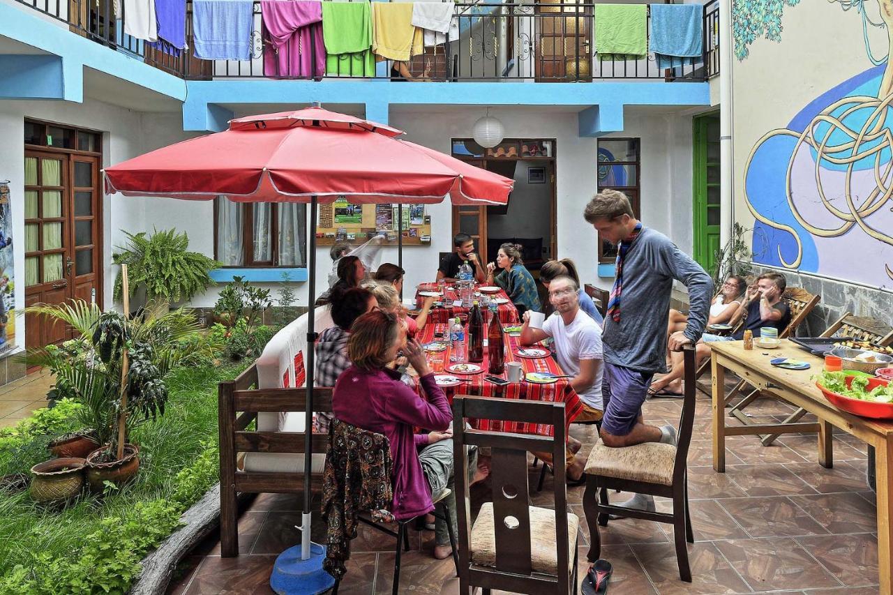 The Celtic Cross Hotel Sucre Luaran gambar